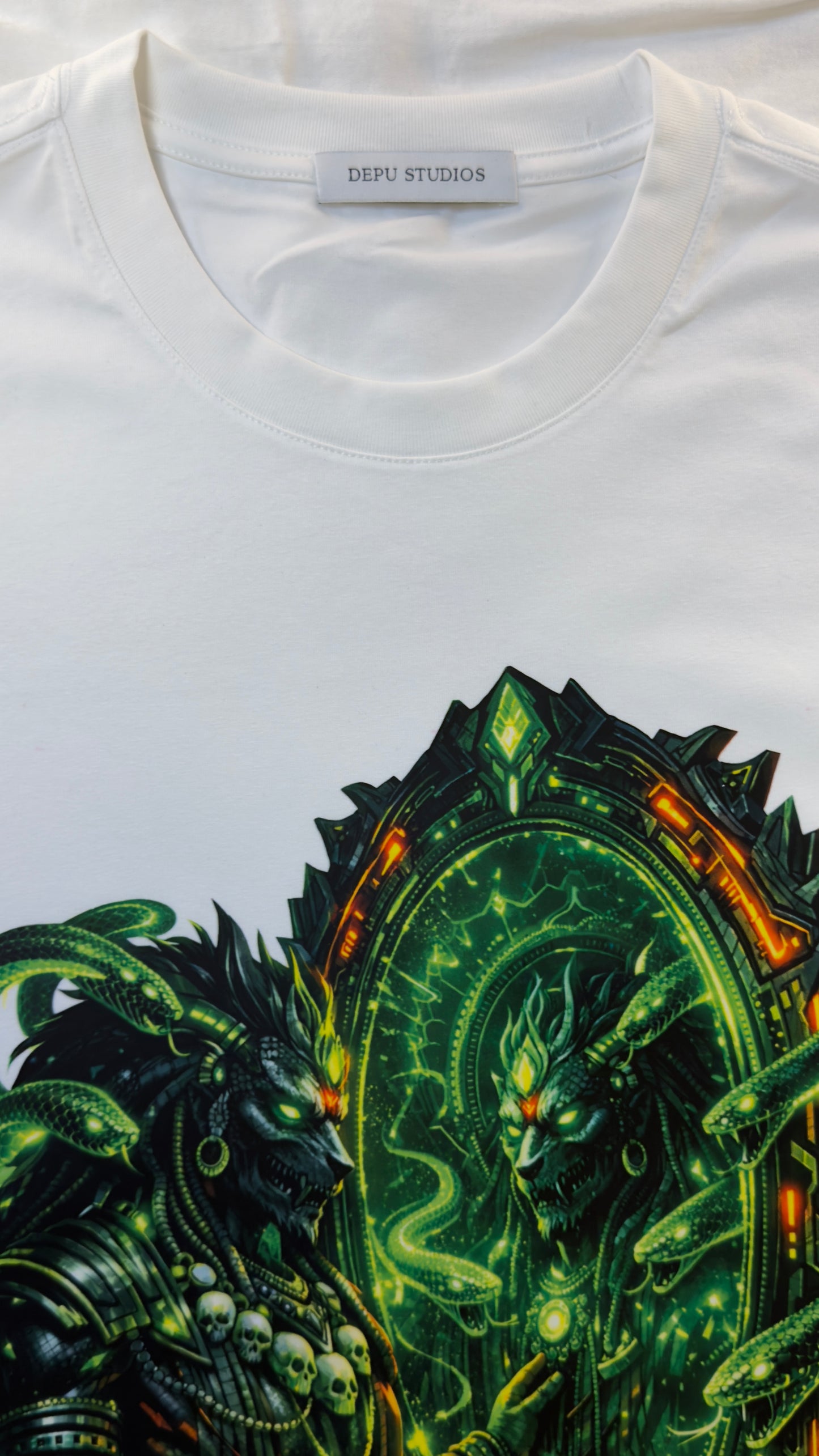DEPÜ // SERPENT MIRROR TEE